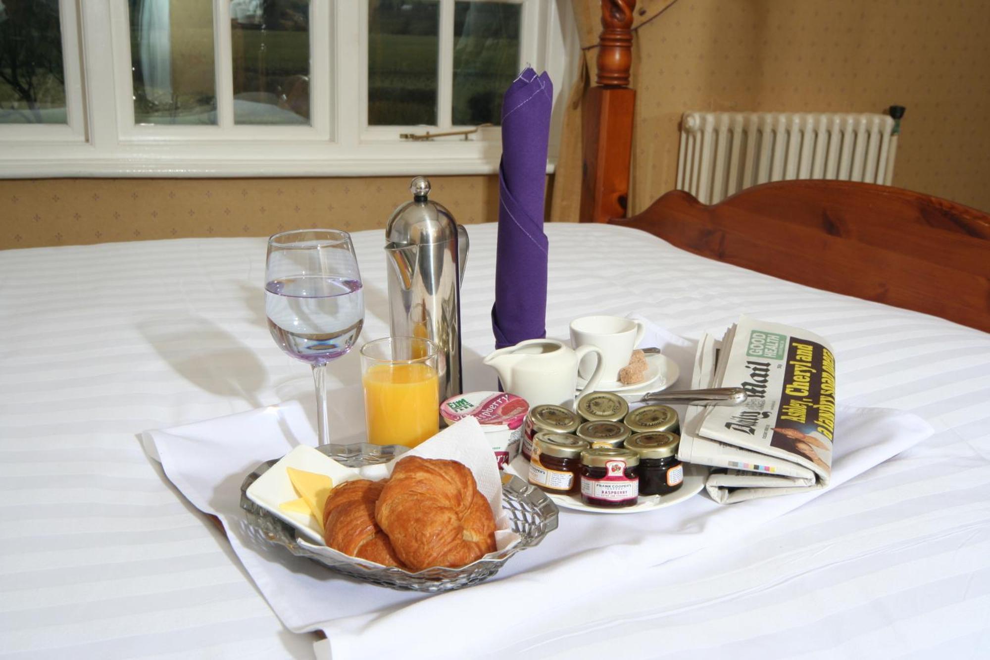 Maesmawr Hall Hotel Caersws Extérieur photo