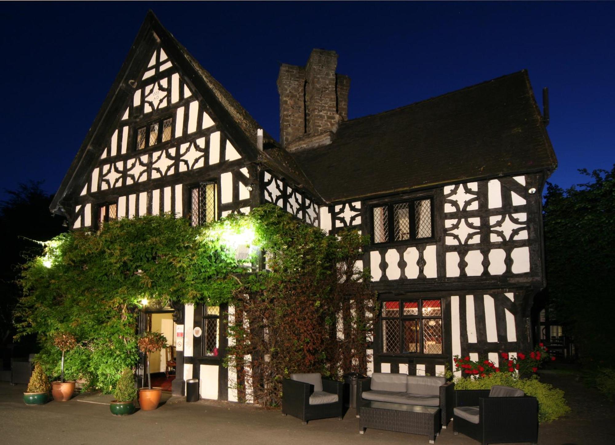 Maesmawr Hall Hotel Caersws Extérieur photo