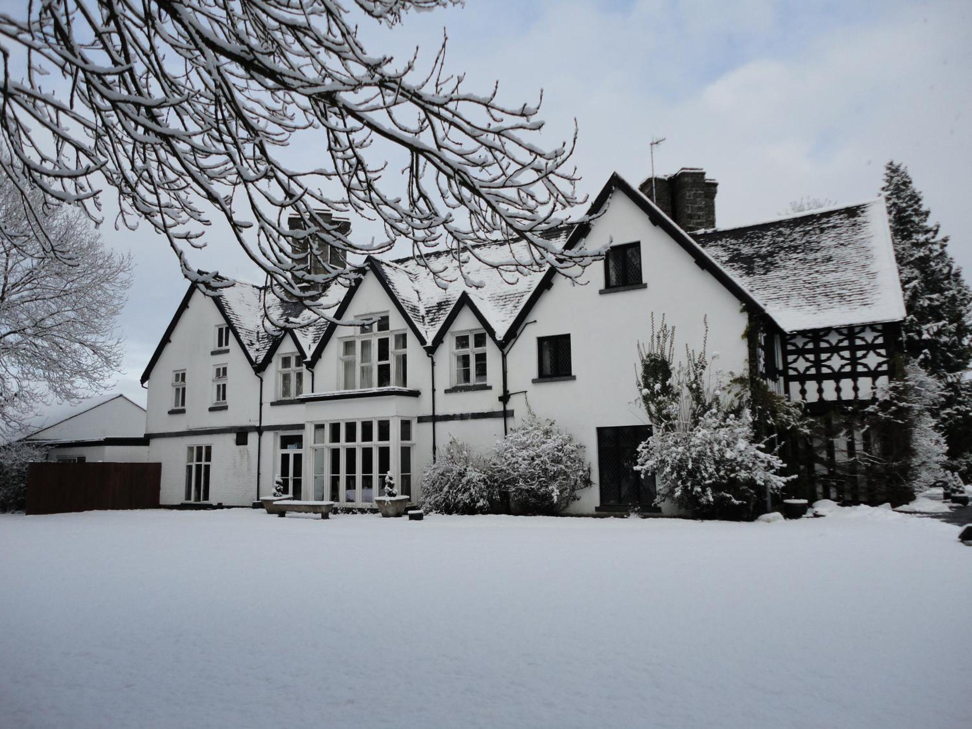 Maesmawr Hall Hotel Caersws Extérieur photo