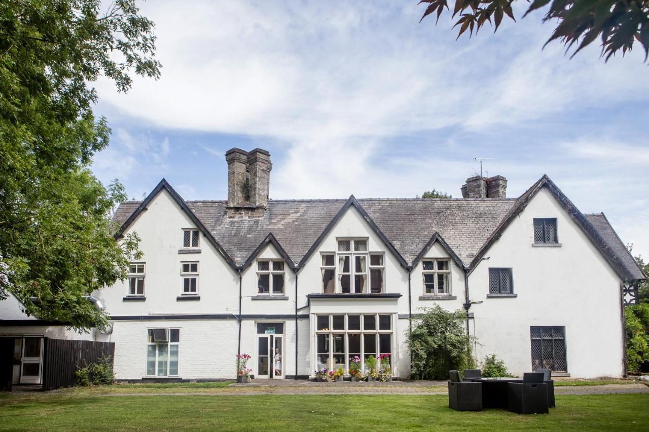 Maesmawr Hall Hotel Caersws Extérieur photo