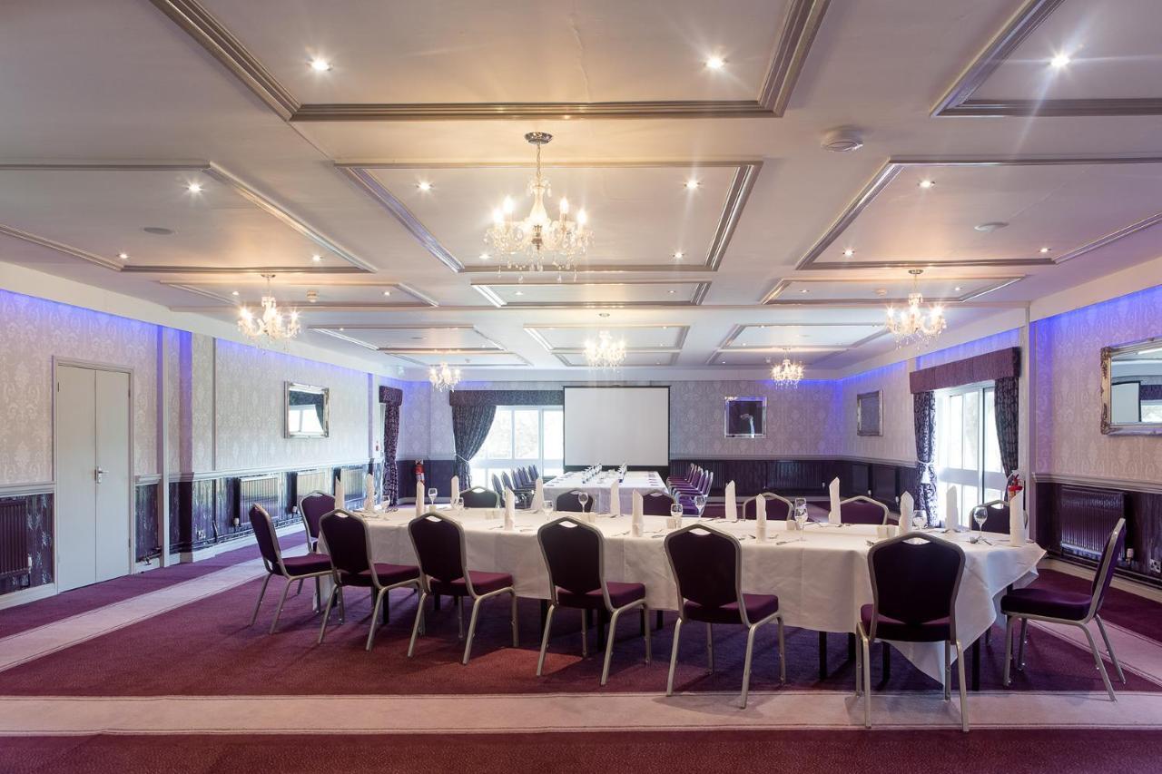 Maesmawr Hall Hotel Caersws Extérieur photo